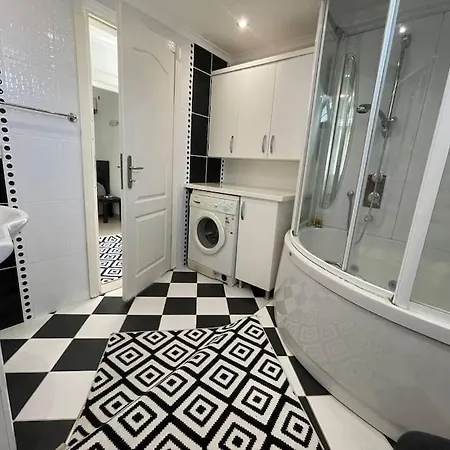 Elit 4 *